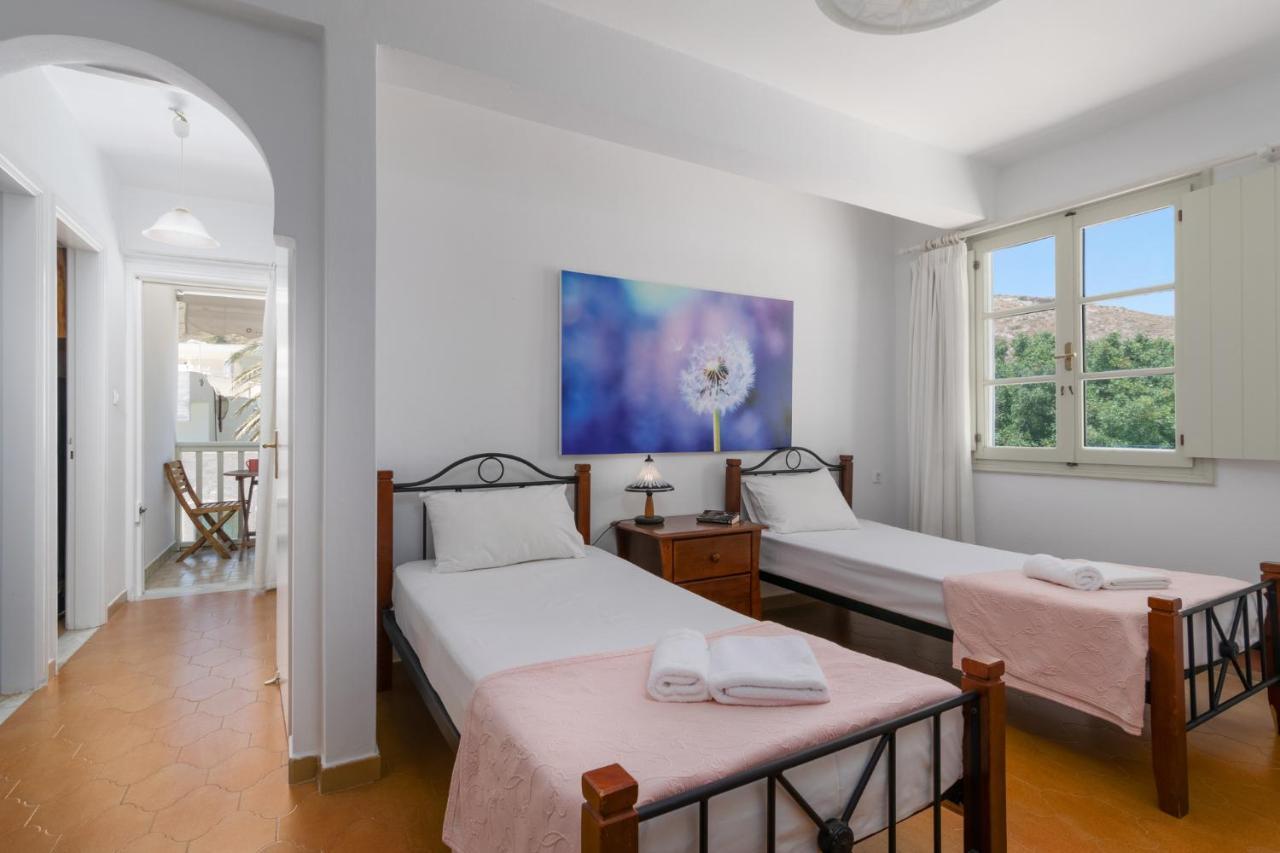Areti'S Milos Guesthouses Adamantas  Dış mekan fotoğraf