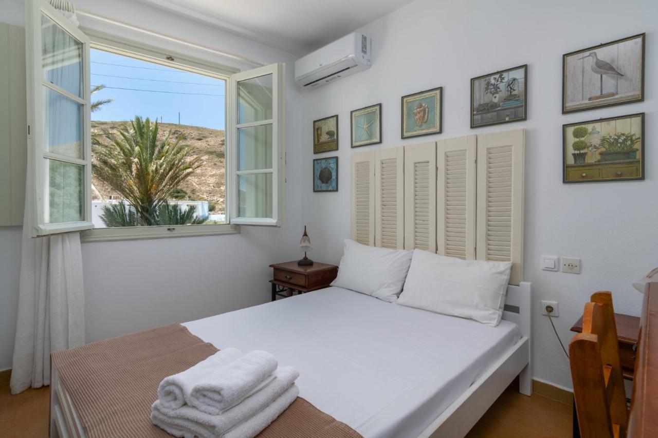 Areti'S Milos Guesthouses Adamantas  Dış mekan fotoğraf